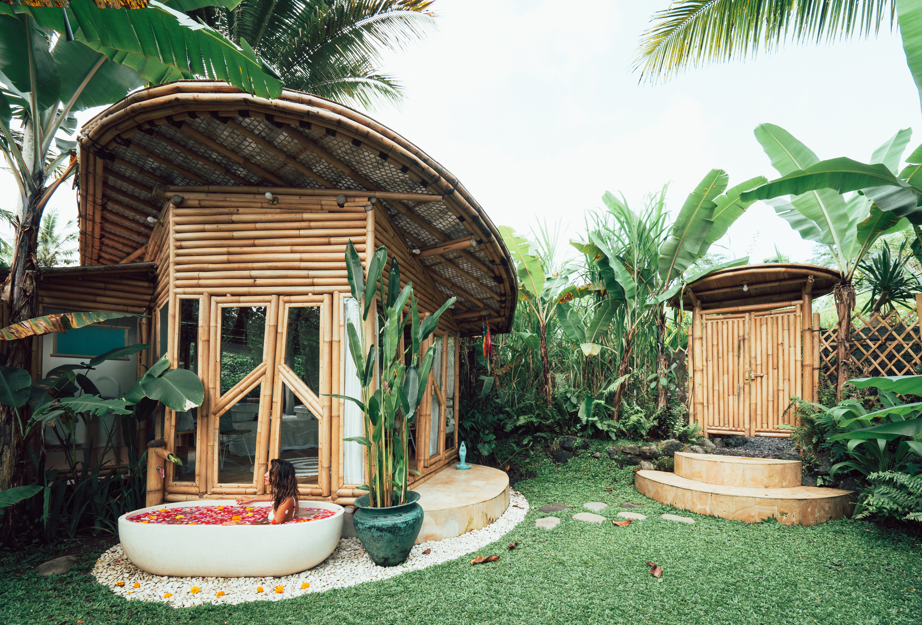 Hideout Lightroom outdoor bath Bali
