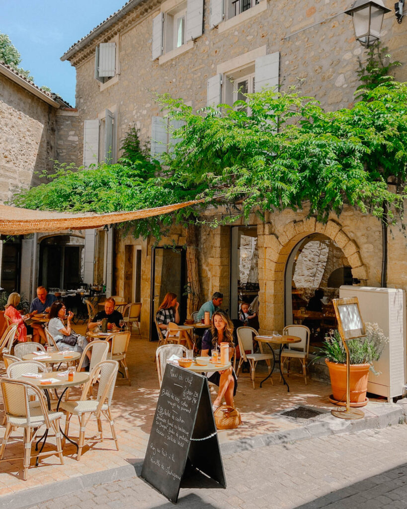 alfresco restaurants in summer Lourmarin village france 