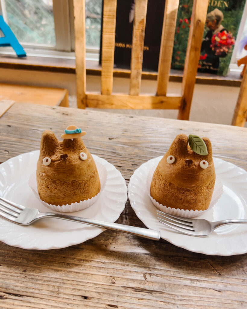 Totoro cream puff cafe tokyo, Shiro Higes Cream Puff Factory, totoro cafe, Ghibli Cafe Tokyo