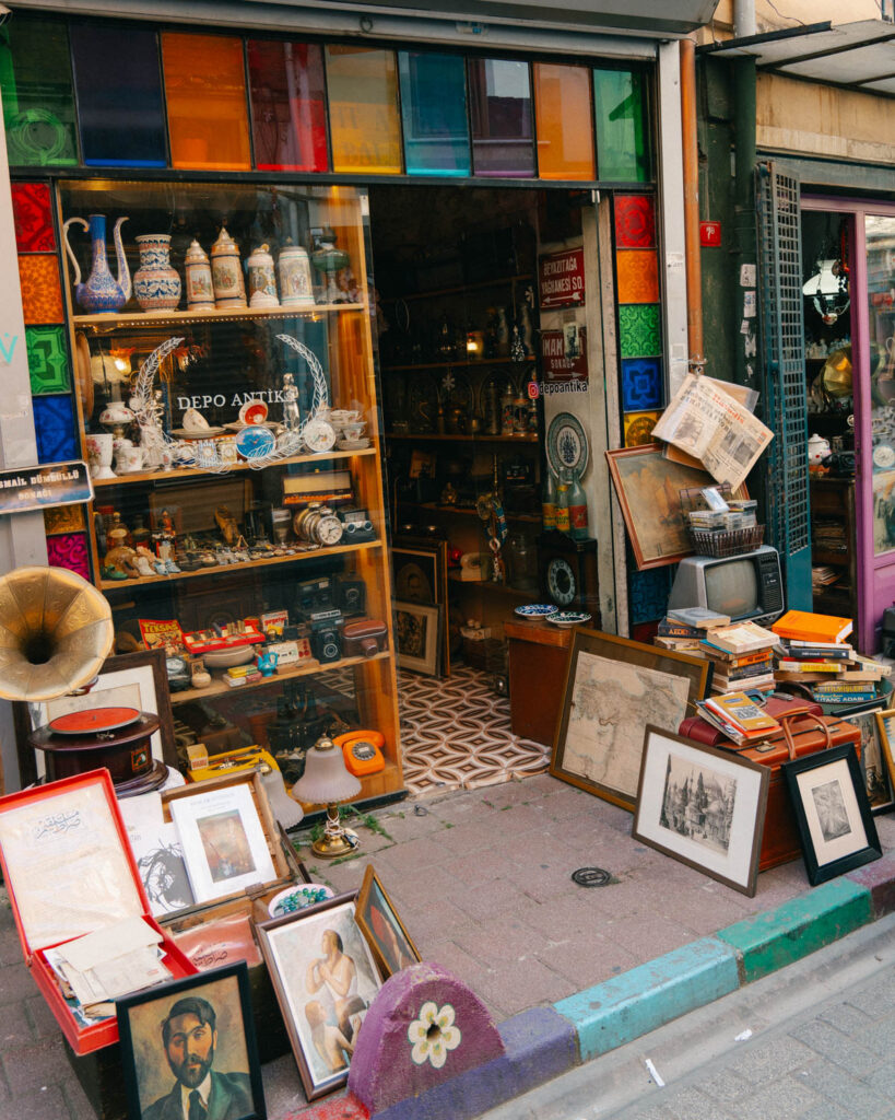 Istanbul things to do - antique and vintage stores in balat
