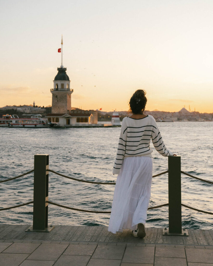 Things to do in Istanbul -Üsküdar Coastal Walkway - Perfect Sunset spot