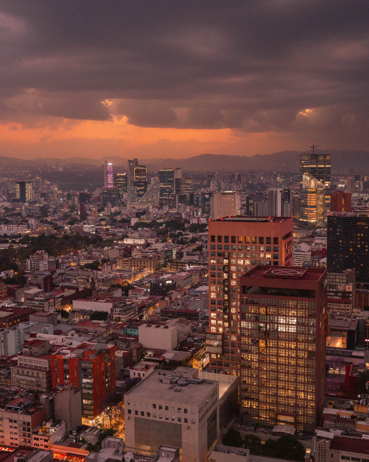 Torre Latinoamericana sunset view