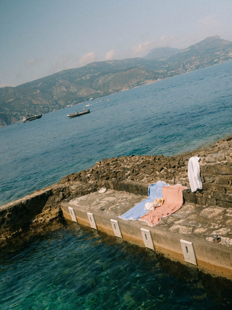 rocky swimming spots on the Saint-Jean-Cap-Ferrat coastal walk